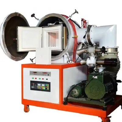 Een VacuümdieOven in een Fabriek om Metaaldelen bij Op hoge temperatuur wordt gebruikt Te sinteren