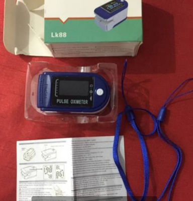 Brandkast 58*32*33.2mm 1060hPa-Impuls Oximeter met Hart Rate Monitor Dual Color OLED