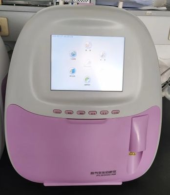 Kenmerkende Laboratoriumjaren '50 die de Machine van de Hematologieanalysator testen
