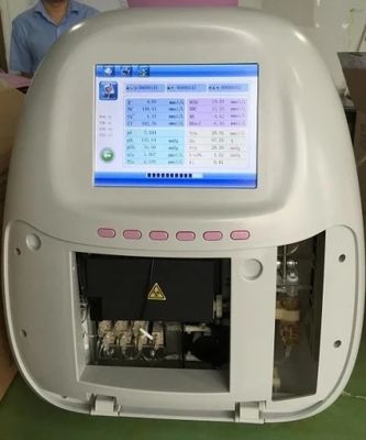 Kenmerkende Laboratoriumjaren '50 die de Machine van de Hematologieanalysator testen